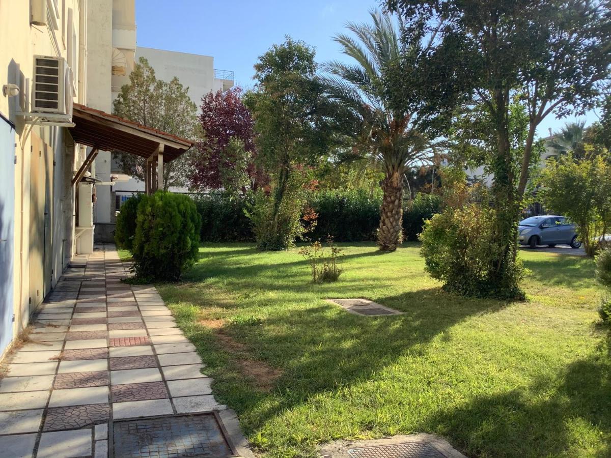 Lovely And Sunny Apartament 300M From Beach!! Περαία Εξωτερικό φωτογραφία
